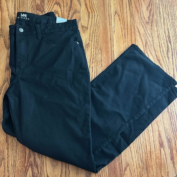 🦋 Lee Riders Black Jeans size 16. New with Tags!! - Picture 2 of 6